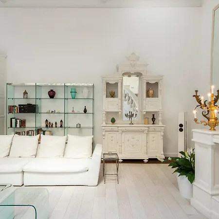 The Great Beauty Apartment